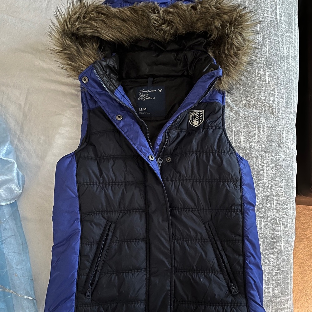 American Eagle jacket vest